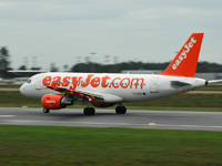 G-EZDE [A319-111]
