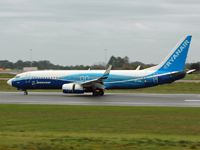 EI-DCL [B737-8AS/W]