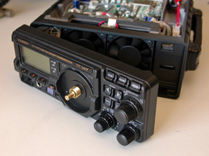 Front panel assy pulled of from unit